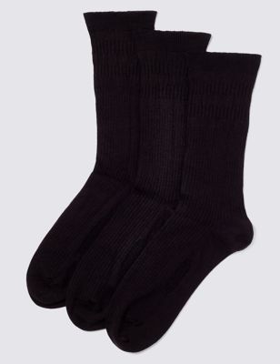 3 Pairs of Freshfeet&trade; Easy Grip Thermal Socks